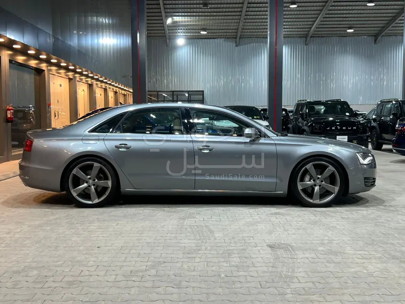 2013 Audi A8L