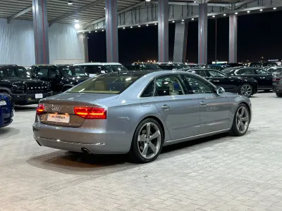 2013 Audi A8L
