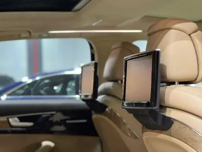 2013 Audi A8L