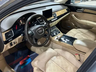 2013 Audi A8L