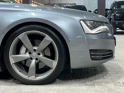 2013 Audi A8L