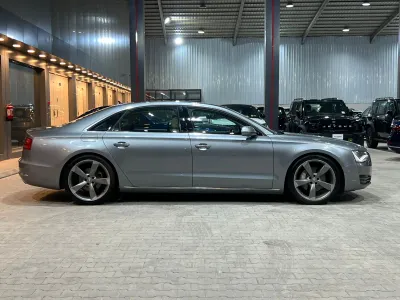 2013 Audi A8L