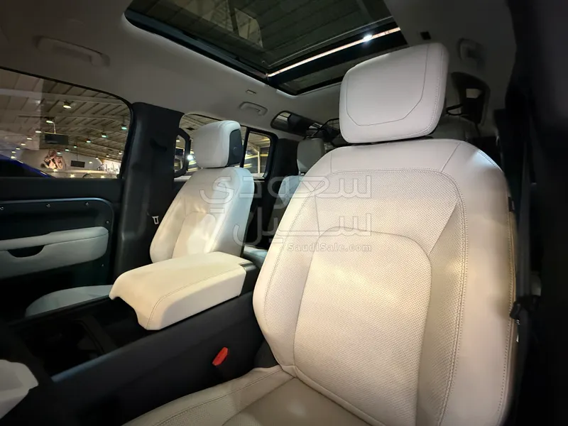 2024 Land Rover Defender 110