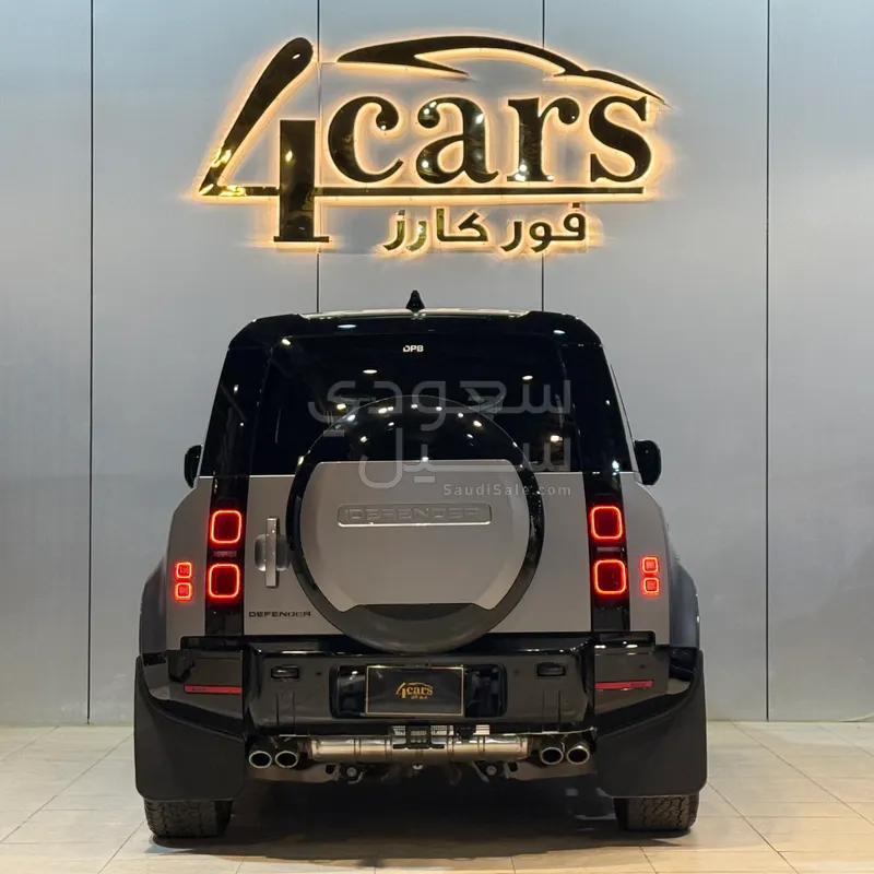 2024 Land Rover Defender 110