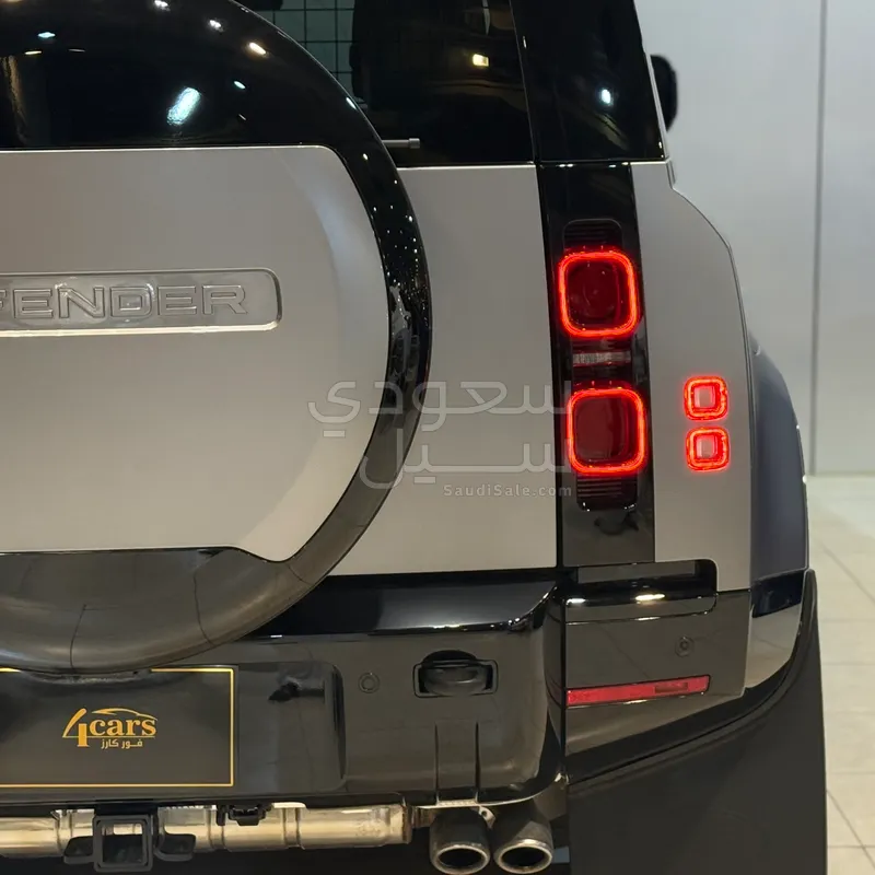 2024 Land Rover Defender 110