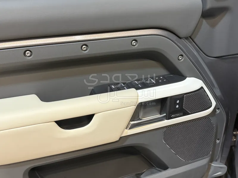 2024 Land Rover Defender 110