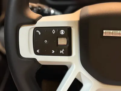 2024 Land Rover Defender 110