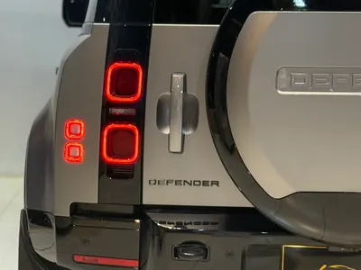 2024 Land Rover Defender 110