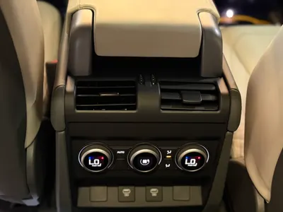 2024 Land Rover Defender 110