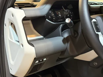 2024 Land Rover Defender 110