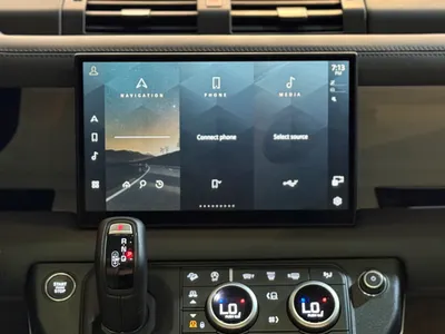 2024 Land Rover Defender 110