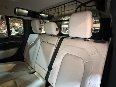 2024 Land Rover Defender 110