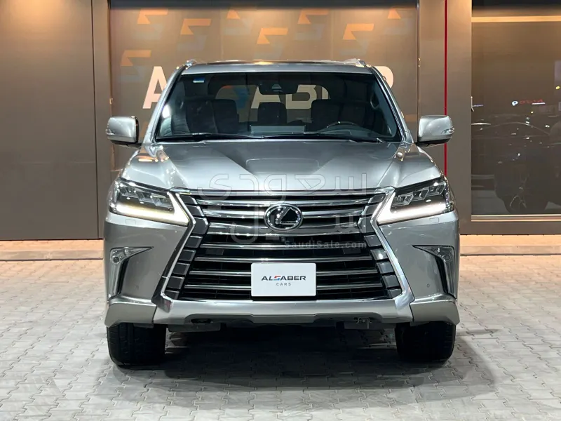 2016 Lexus LX 570
