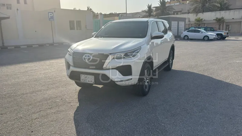 2022 Toyota Fortuner GX