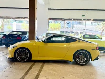 2023 نيسان زد 370