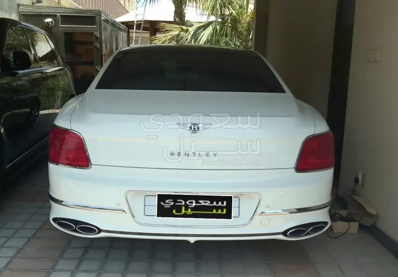 2023 Bentley Azure Mulliner