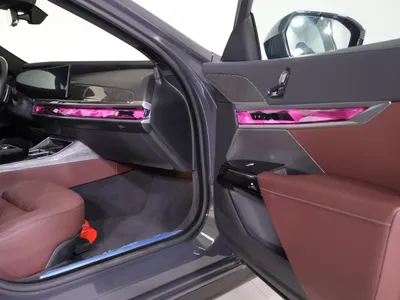 2025 BMW 7 Series 740i