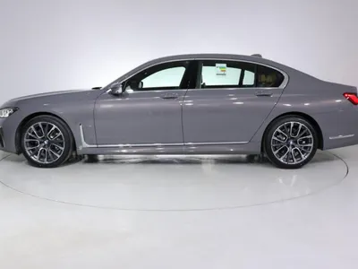 2022 BMW 7 Series 730Li