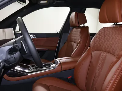 2025 BMW X Series 7 M kit