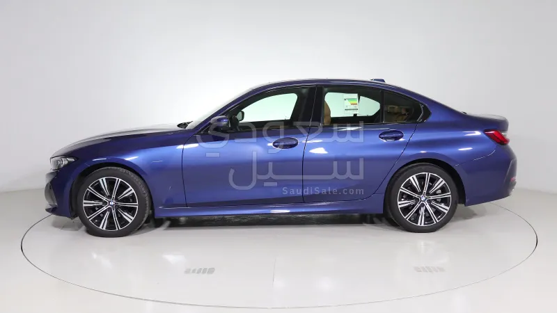 2024 BMW 3 Series 320i