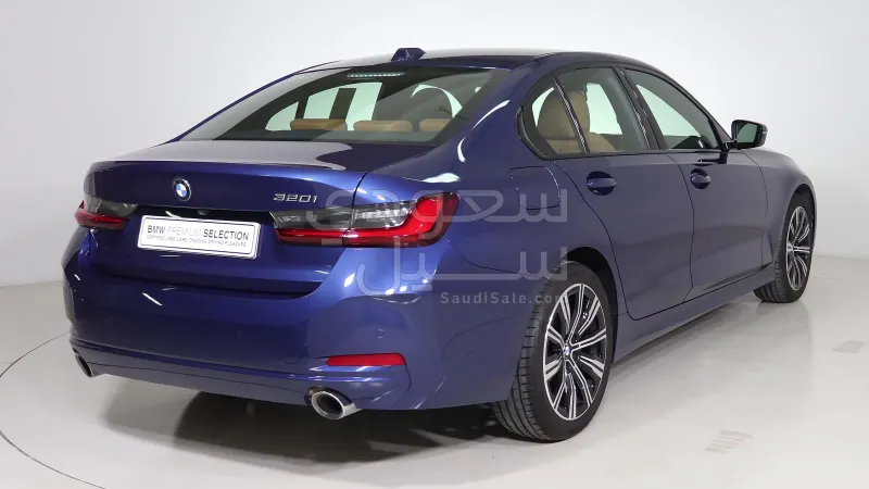 2024 BMW 3 Series 320i