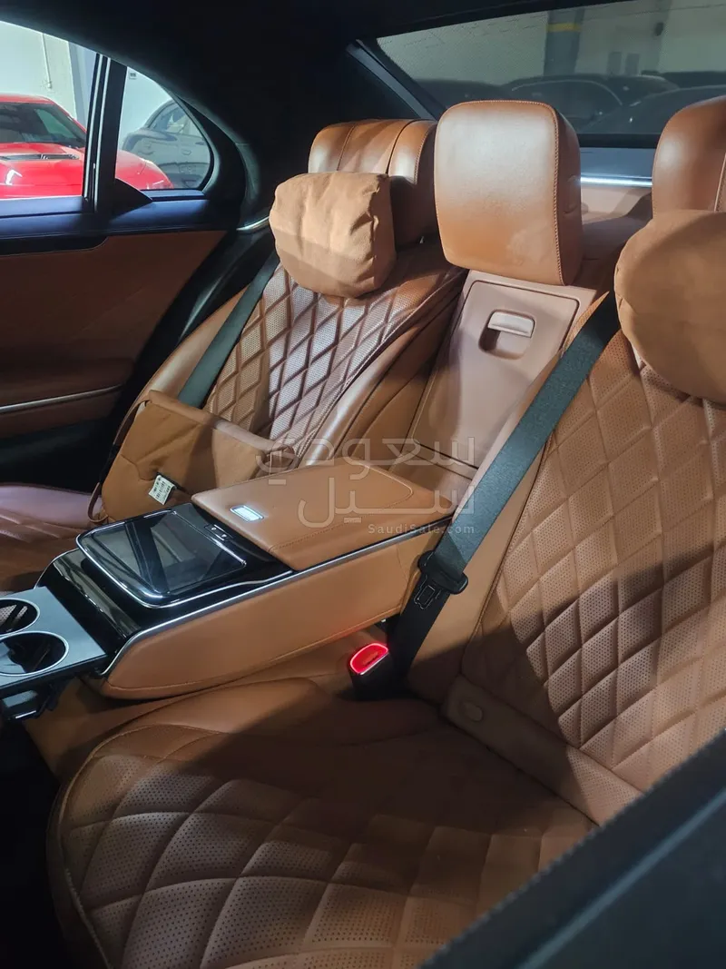 2023 Mercedes-Benz S 580