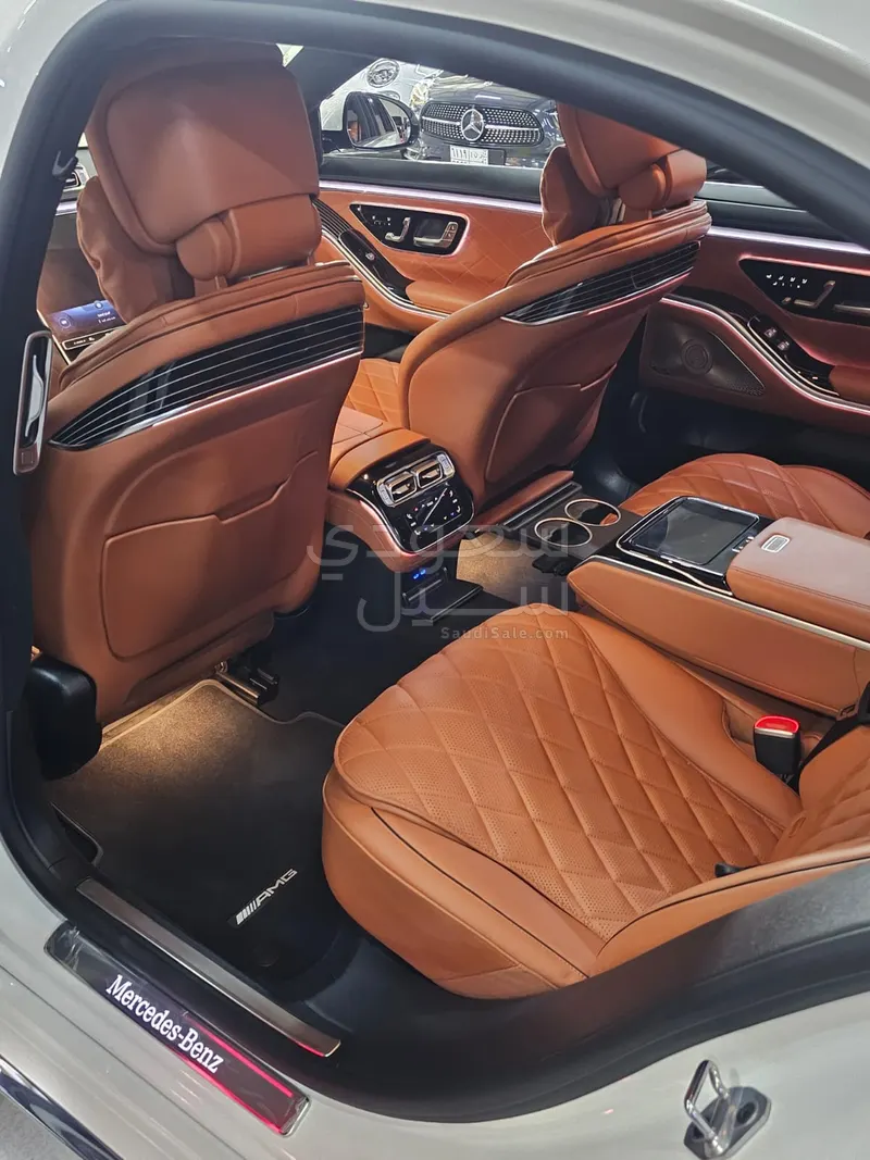 2023 Mercedes-Benz S 580