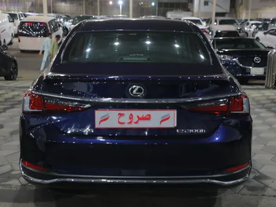 2023 Lexus ES 300