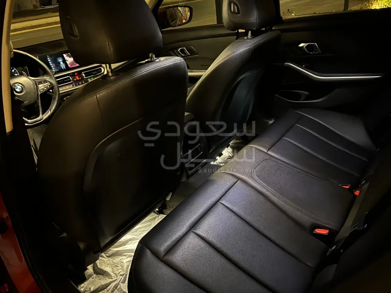 2021 BMW 3 Series 320i