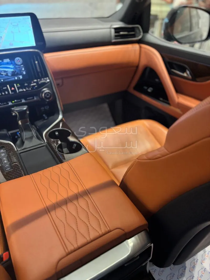 2022 Lexus LX 600 vip