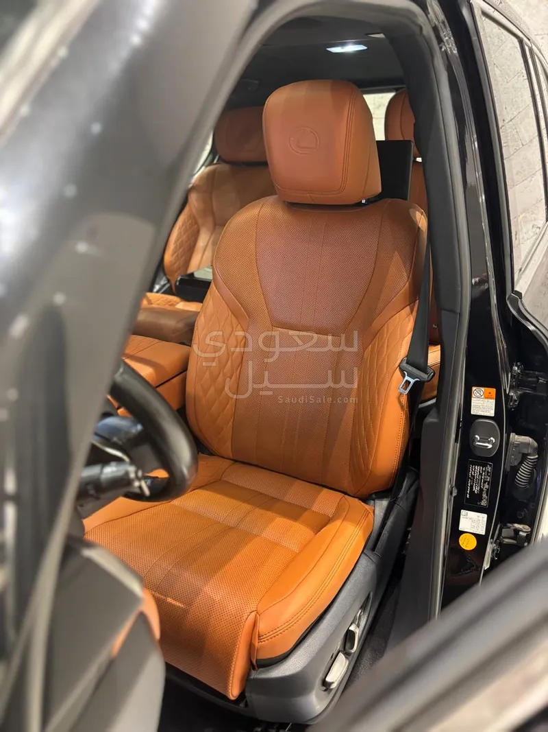 2022 Lexus LX 600 vip