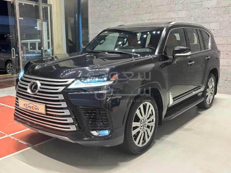 2022 Lexus LX 600 vip