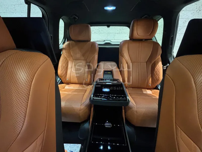2022 Lexus LX 600 vip