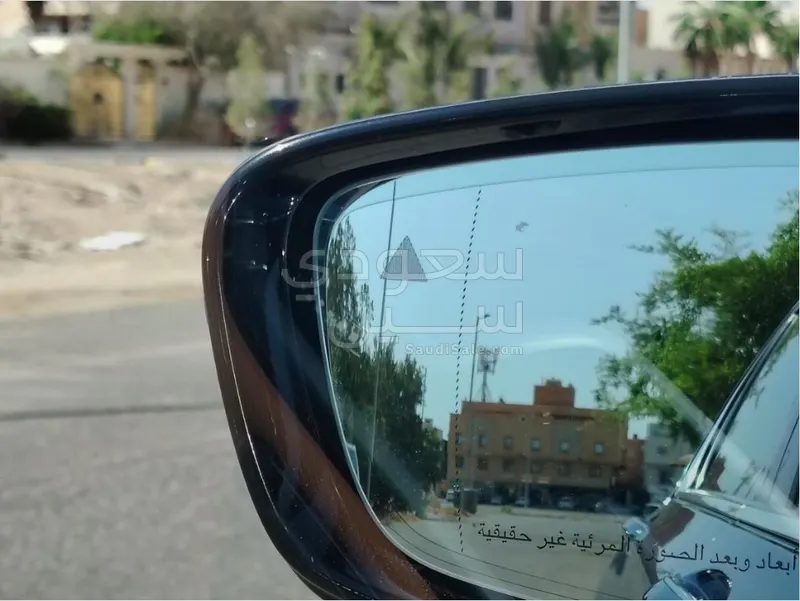 2022 بي ام دبليو الفئة السابعة 730 إل أي