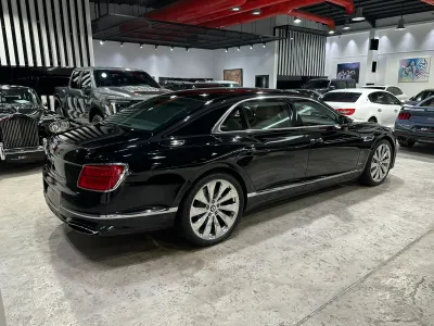 2022 Bentley Continental Flying Spur W12