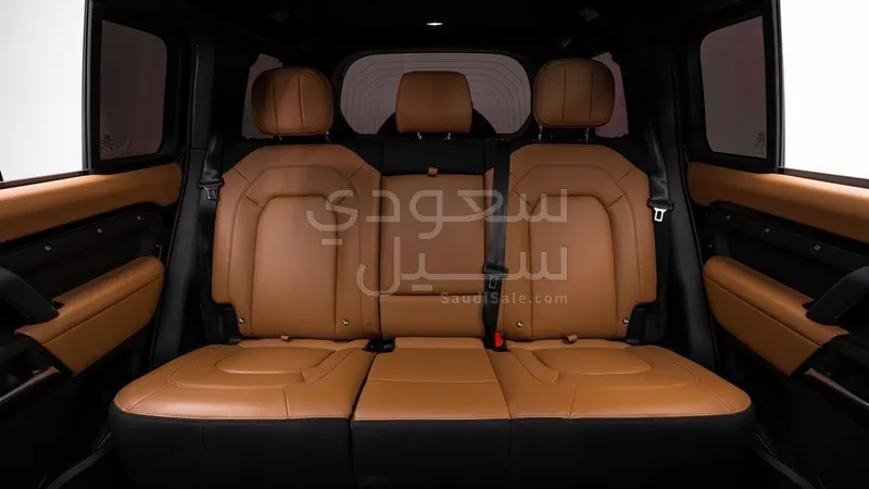 2025 Land Rover Defender 110