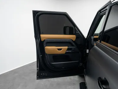2025 Land Rover Defender 110