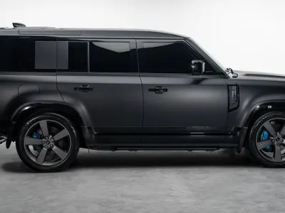 2025 Land Rover Defender 110