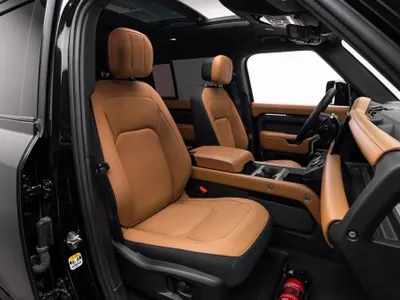 2025 Land Rover Defender 110