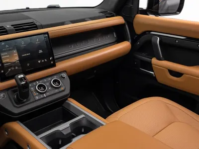 2025 Land Rover Defender 110