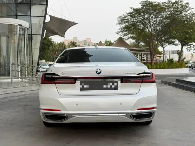 2022 بي ام دبليو الفئة السابعة 730 إل أي