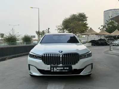 2022 بي ام دبليو الفئة السابعة 730 إل أي