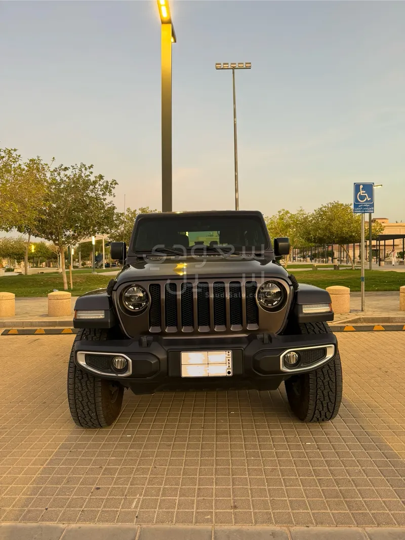 2020 Jeep Wrangler Sahara