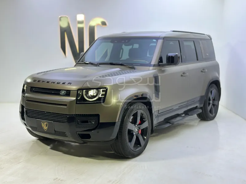 2025 Land Rover Defender HSE