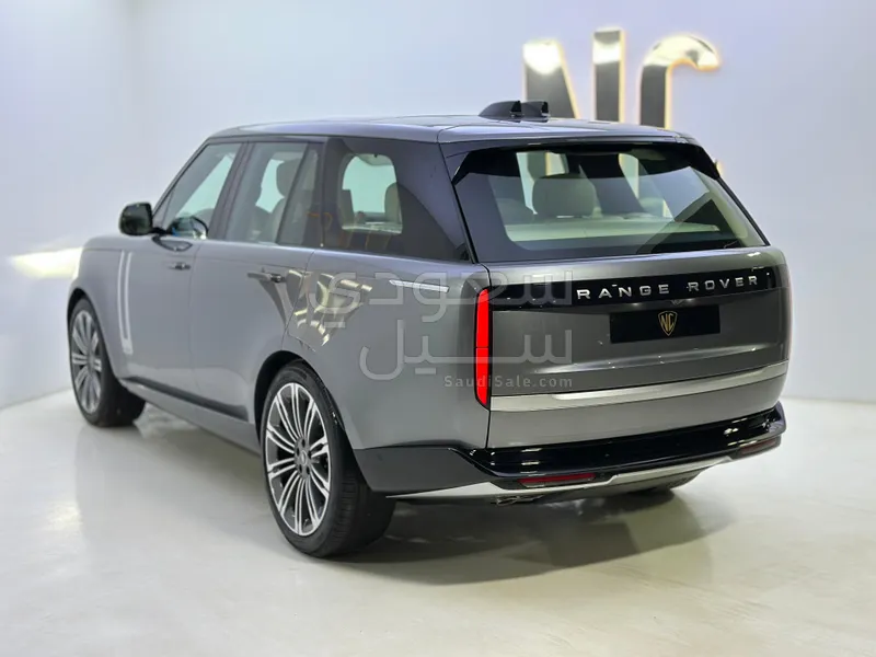 2025 Land Rover Range Rover Autobiography