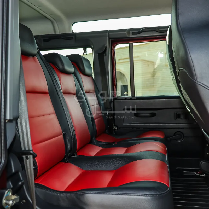 2015 Land Rover Defender