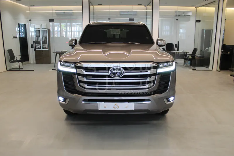 2023 Toyota Land Cruiser VXR
