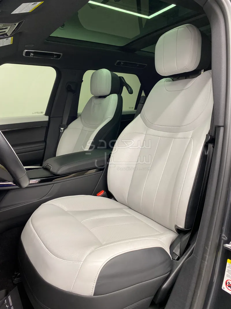 2023 Land Rover Range Rover Sport SE