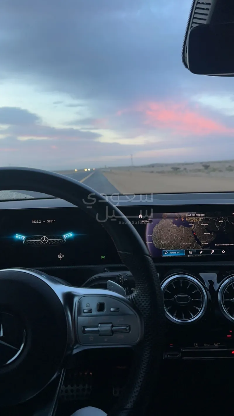 2022 مرسيدس - بنز سي إل أي 200 أي إم جي