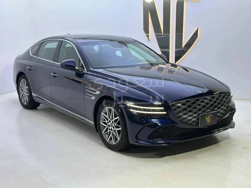 2025 Genesis G 80